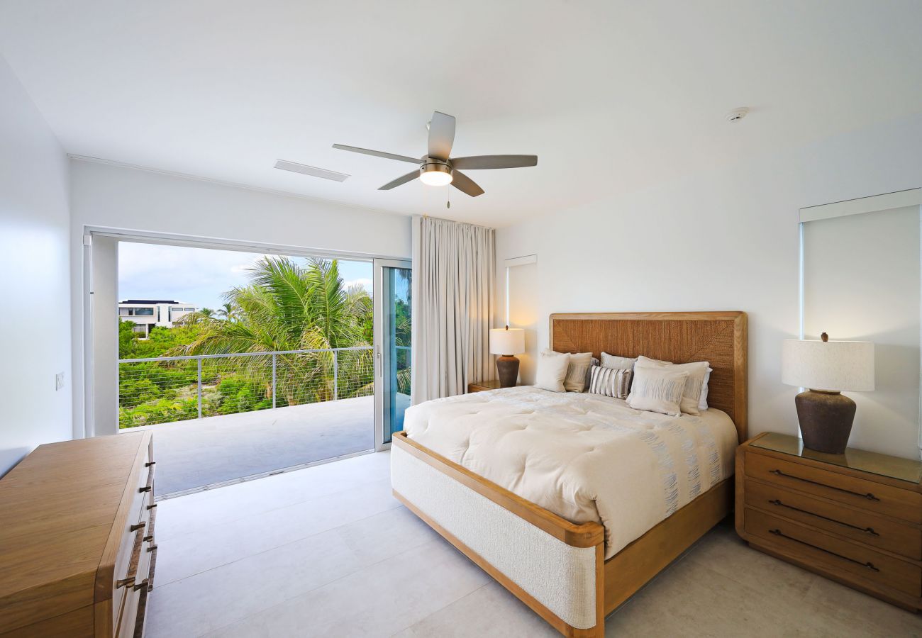 House in Grace Bay - Grace Bay, New 5 Bedroom Villa - Pure Water Villa