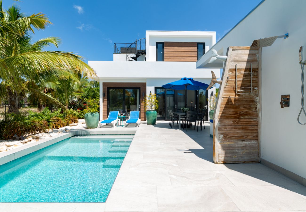 House in Grace Bay - Villa Calico, Pet-Friendly, 3 Bedroom, Grace Bay, Providenciales, Turks & Caicos