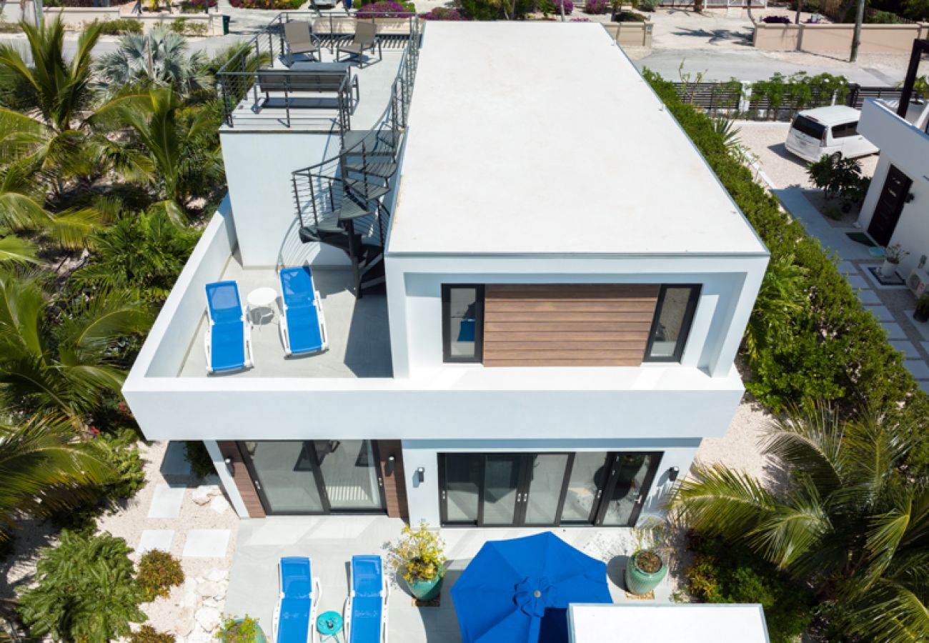 House in Grace Bay - Villa Calico, Pet-Friendly, 3 Bedroom, Grace Bay, Providenciales, Turks & Caicos