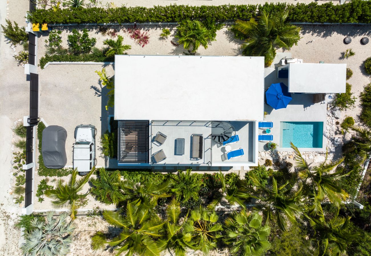 House in Grace Bay - Villa Calico, Pet-Friendly, 3 Bedroom, Grace Bay, Providenciales, Turks & Caicos