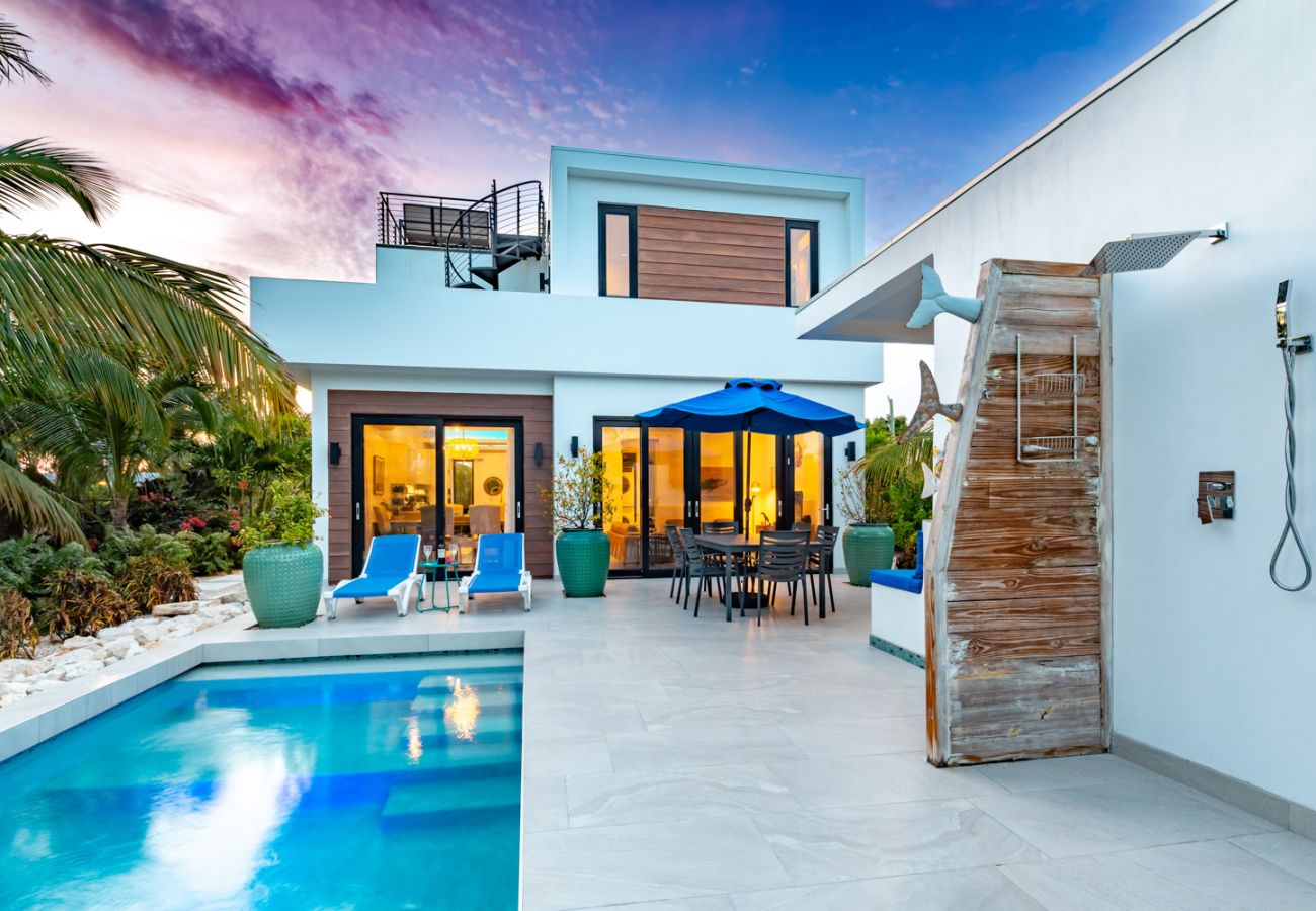 House in Grace Bay - Villa Calico, Pet-Friendly, 3 Bedroom, Grace Bay, Providenciales, Turks & Caicos