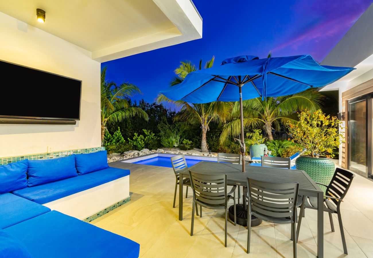 House in Grace Bay - Villa Calico, Pet-Friendly, 3 Bedroom, Grace Bay, Providenciales, Turks & Caicos