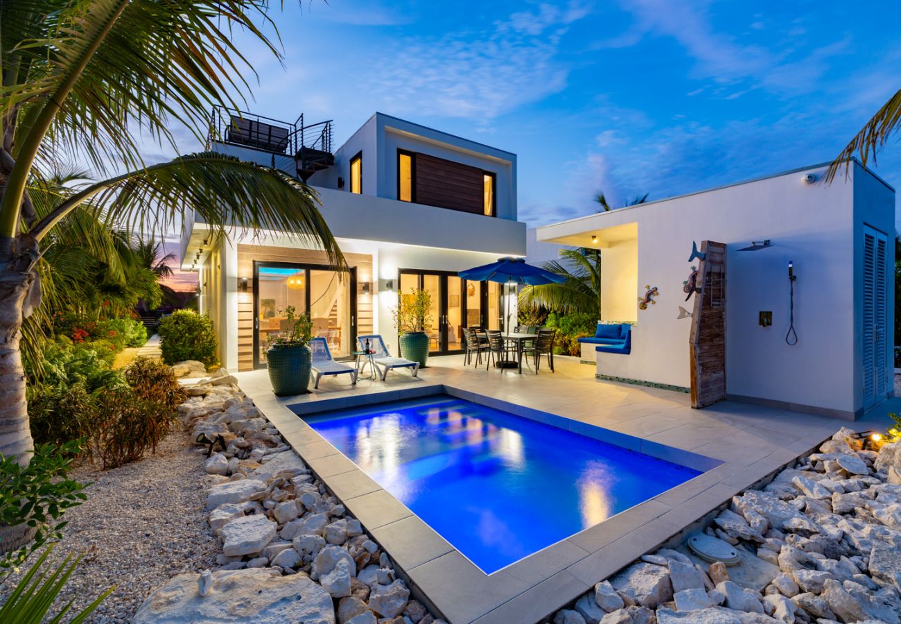 House in Grace Bay - Villa Calico, Pet-Friendly, 3 Bedroom, Grace Bay, Providenciales, Turks & Caicos